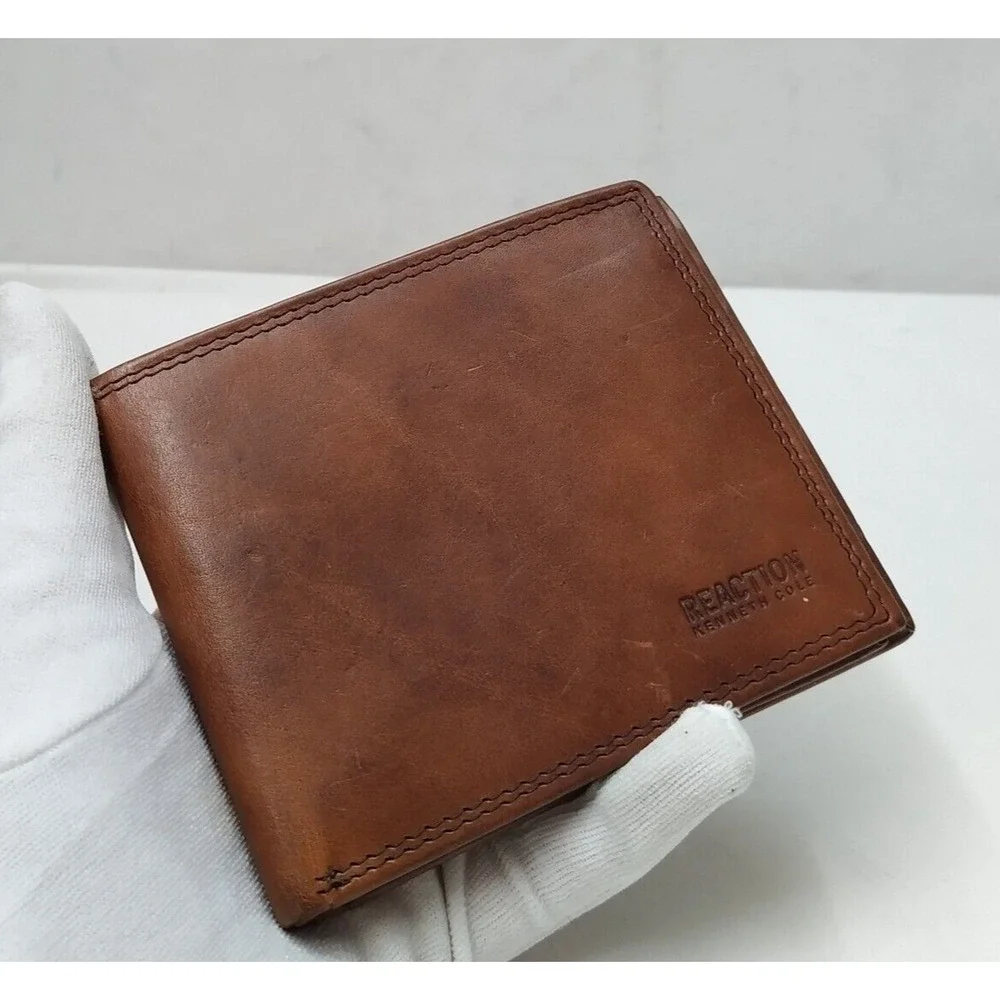 Kenneth Cole Reaction Brown Leather Credit Card Bifold Wallet - NEW